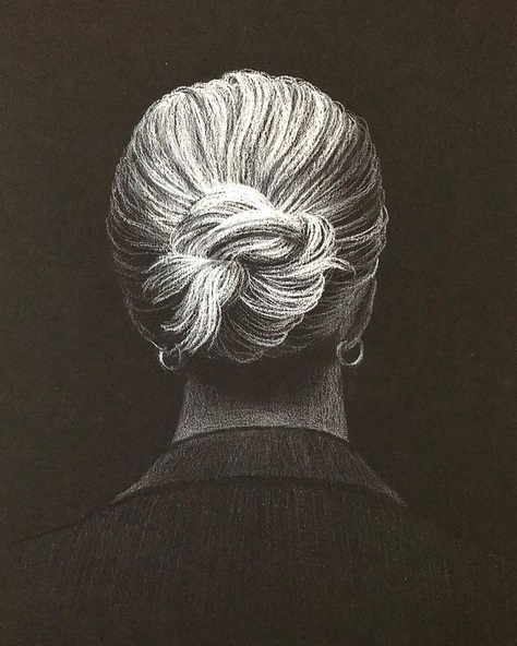 This series is called “Women in Obscurity” because a lot of women are not given the attention and respect they deserve. The drawings show how undererstimated and almost invisible a lot of women nowadays still are, their help and services taken for granted, their love and talent not appreciated the way it absolutely should be.